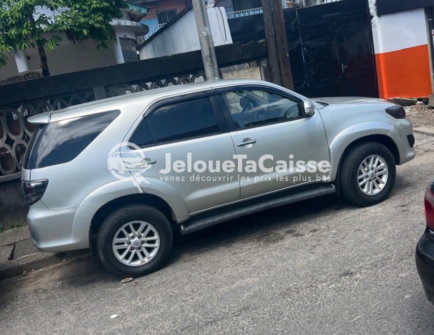 Toyota fortuner