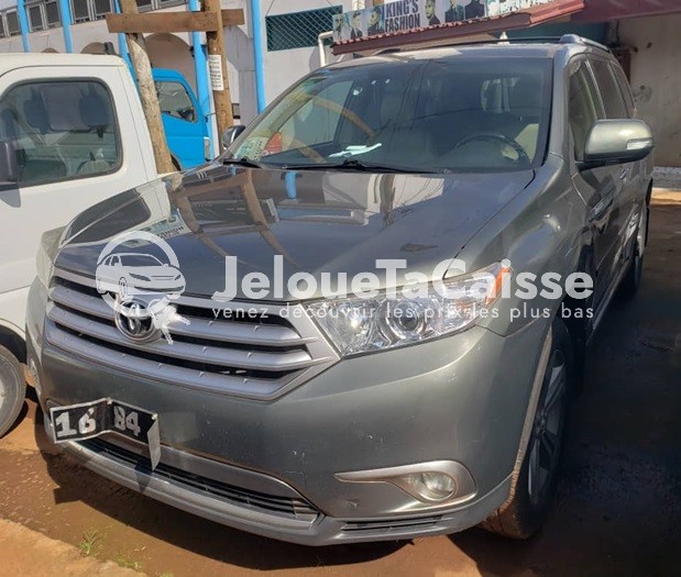 TOYOTA HIGHLANDER